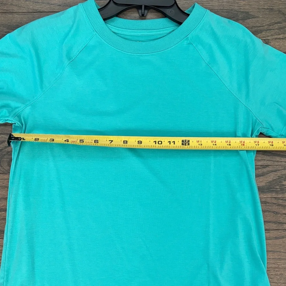 tek gear Women's Short Sleeve Tee in Turquoise